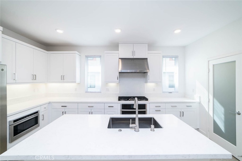 331 Lodestar Property Photo 10