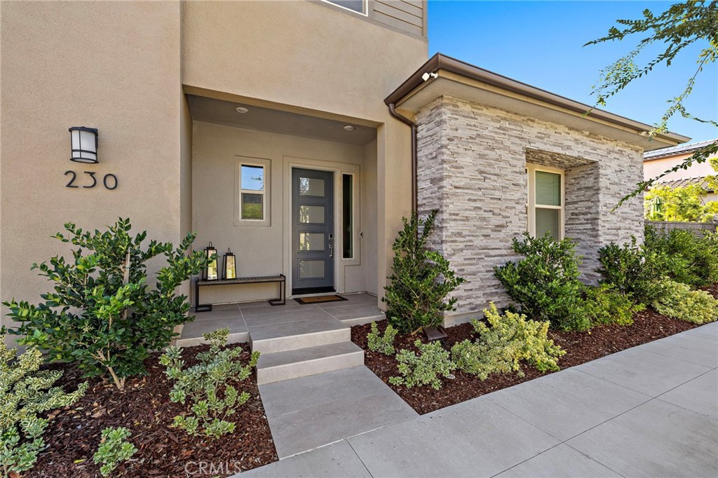 230 Sunrise Property Photo 2