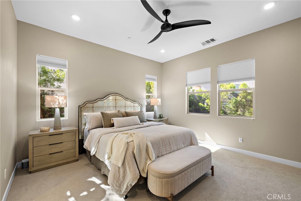 230 Sunrise Property Photo 15