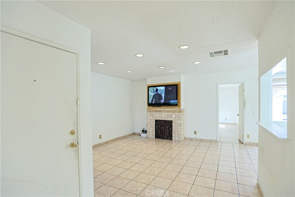 11 Orchard Property Photo 9
