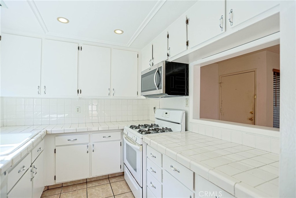 11 Orchard Property Photo 19