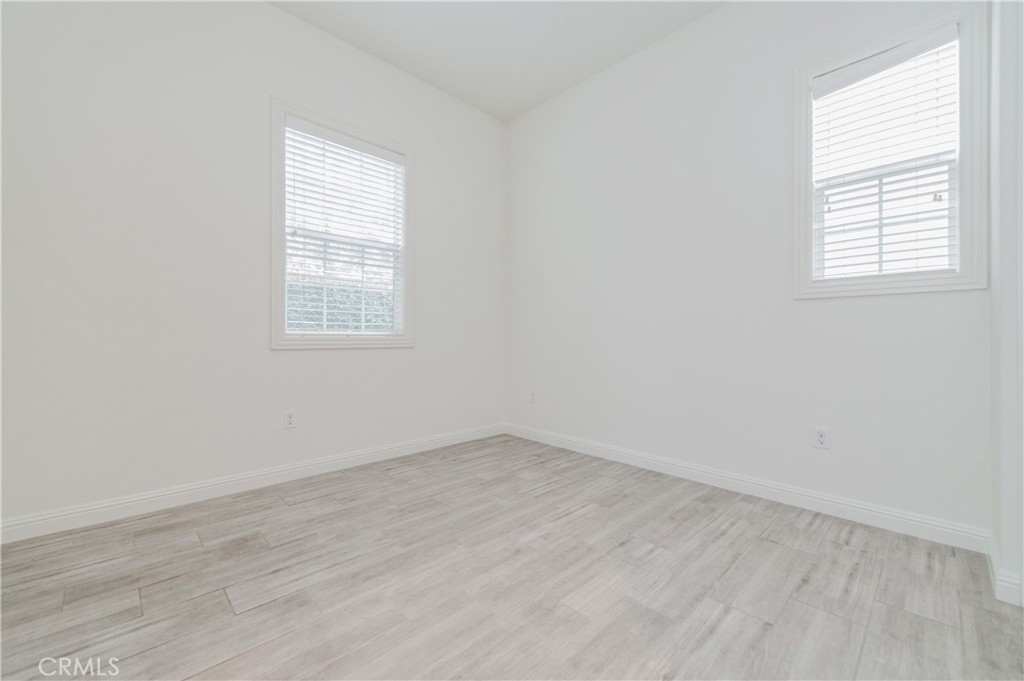 16 Seville Property Photo 16