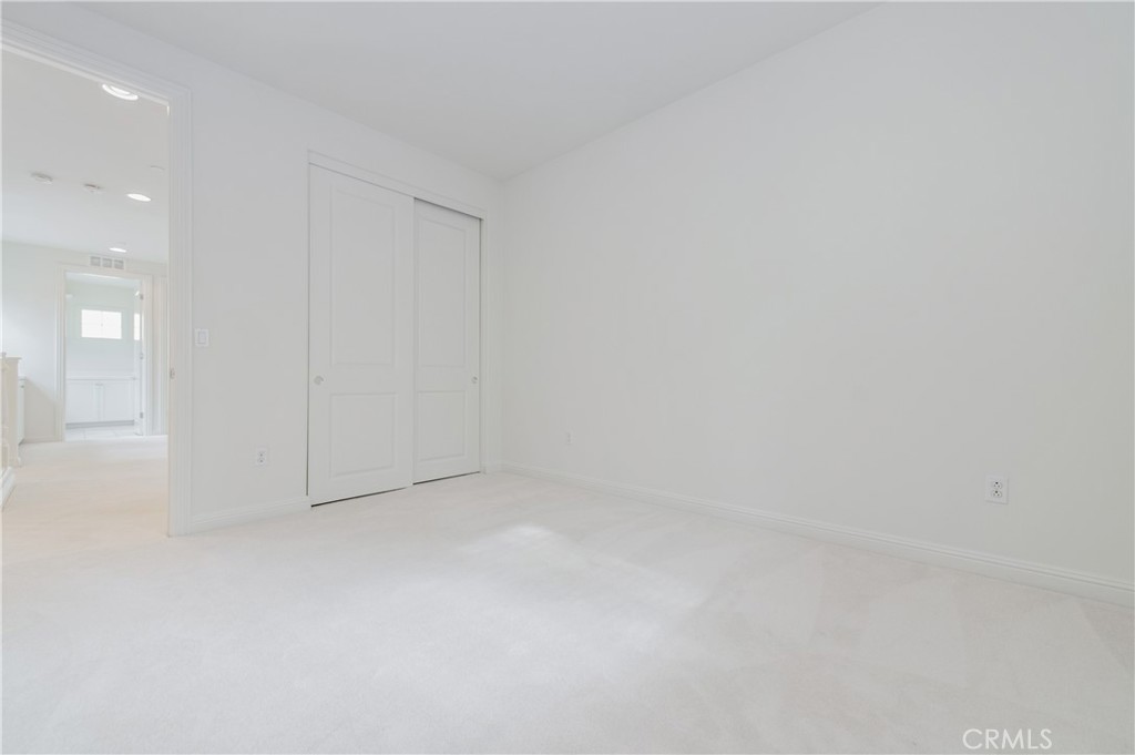 16 Seville Property Photo 28