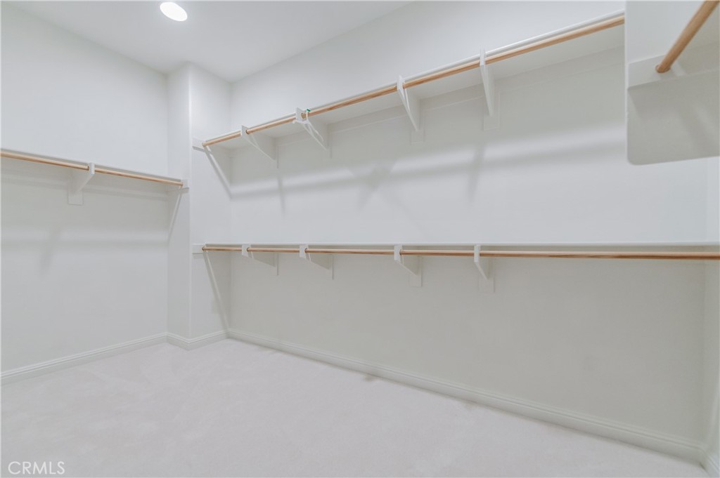 16 Seville Property Photo 35