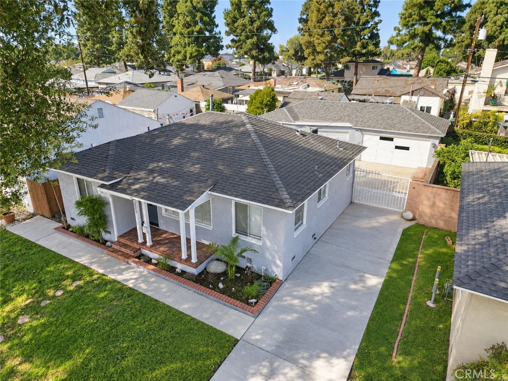 4333 Mcnab Property Photo 1