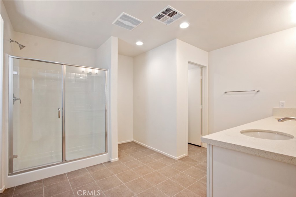 4423 Lilac Circle Property Photo 12