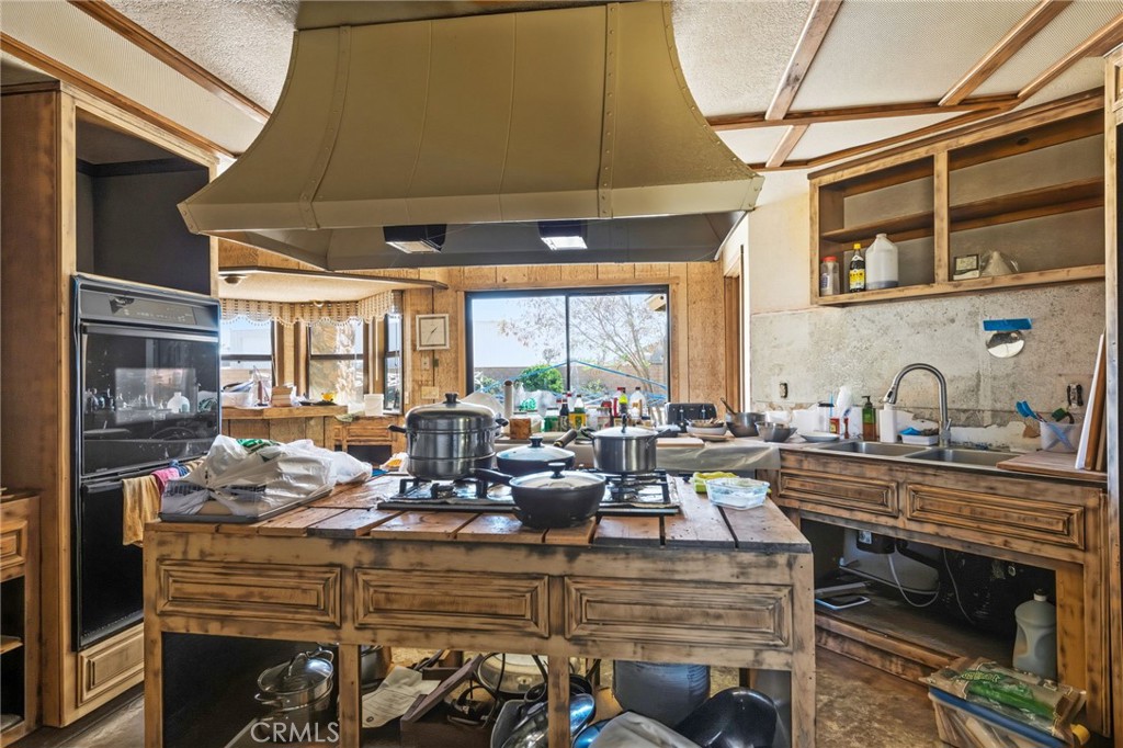 10655 Goss Road Property Photo 11
