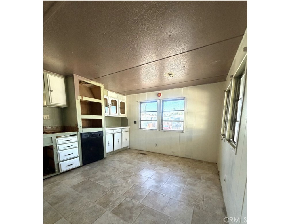 1097 N State Street 166 Property Photo 4