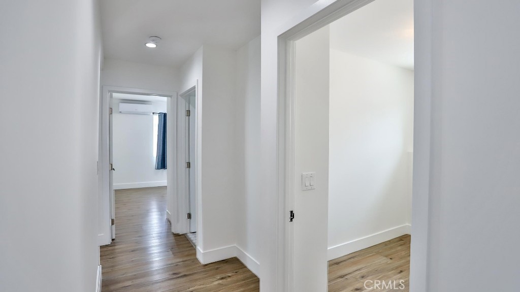11443 Saticoy Street Property Photo 8
