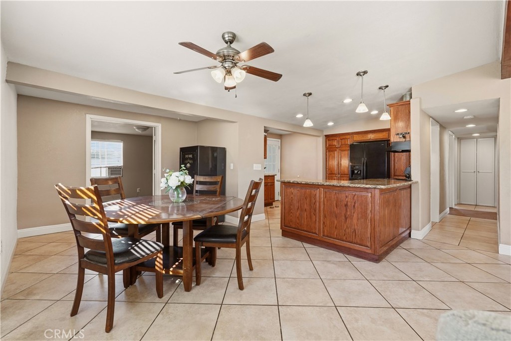 7661 El Monte Property Photo 3