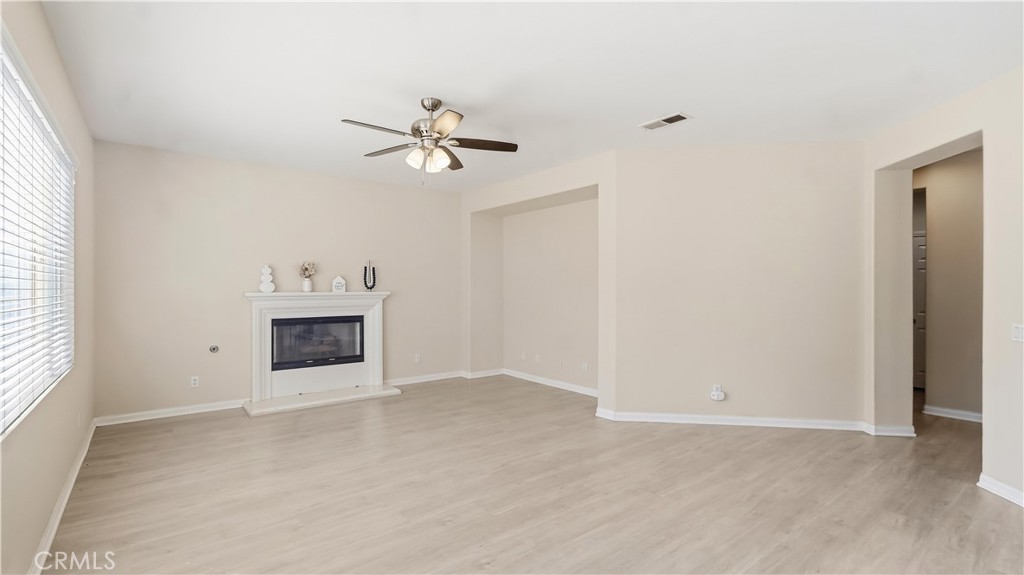 29535 Hyperion Property Photo 7