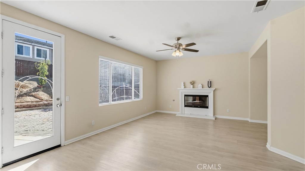 29535 Hyperion Property Photo 14