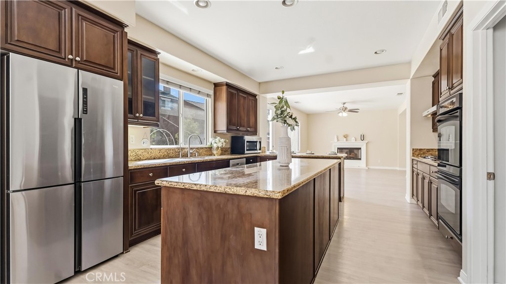 29535 Hyperion Property Photo 17