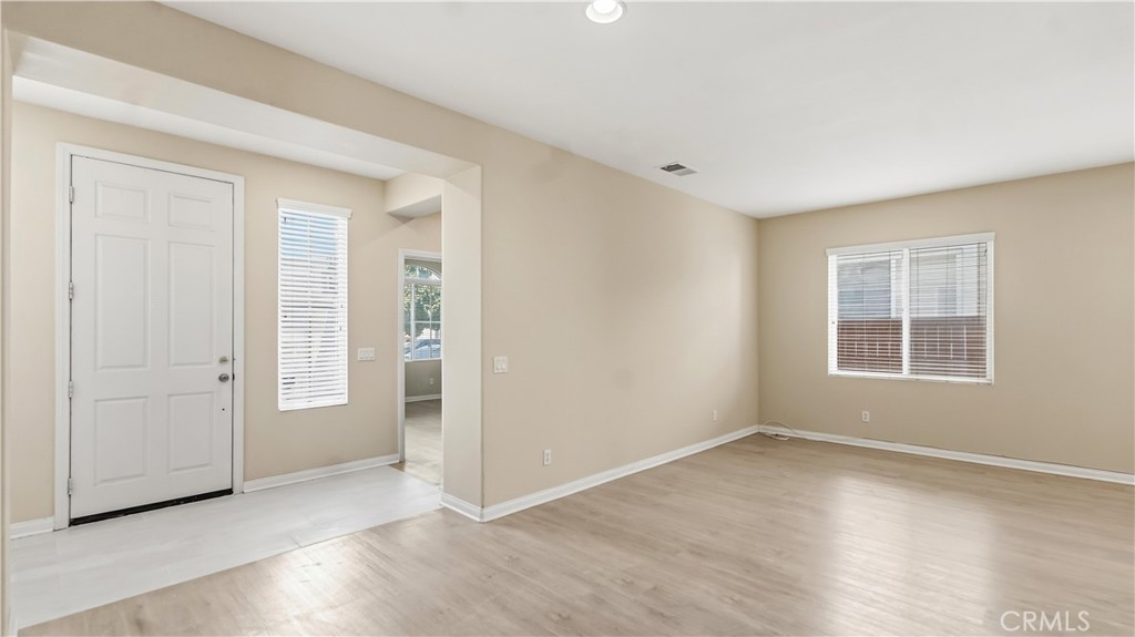 29535 Hyperion Property Photo 38