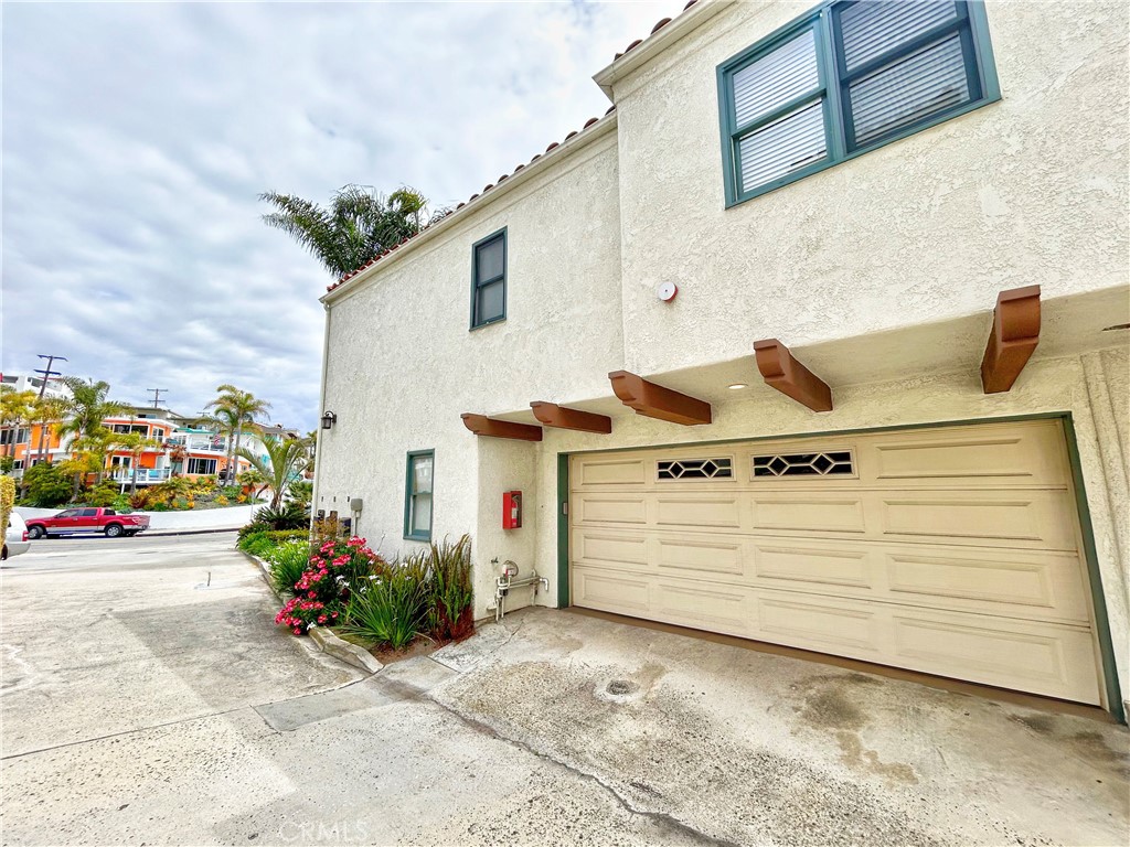 258 W Escalones 6r Property Photo 10