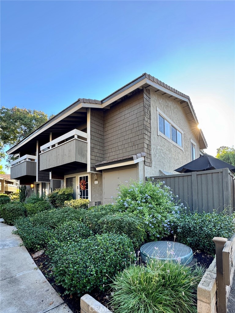 168 Streamwood Property Photo 1