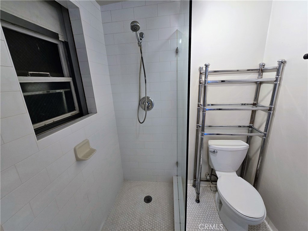 455 E Ocean Blvd 915 Property Photo 28