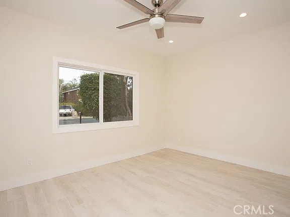 241 E 19th Street Property Photo 17
