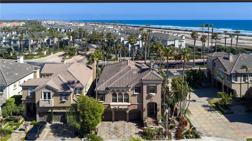 5612 Ocean Vista Property Photo 1