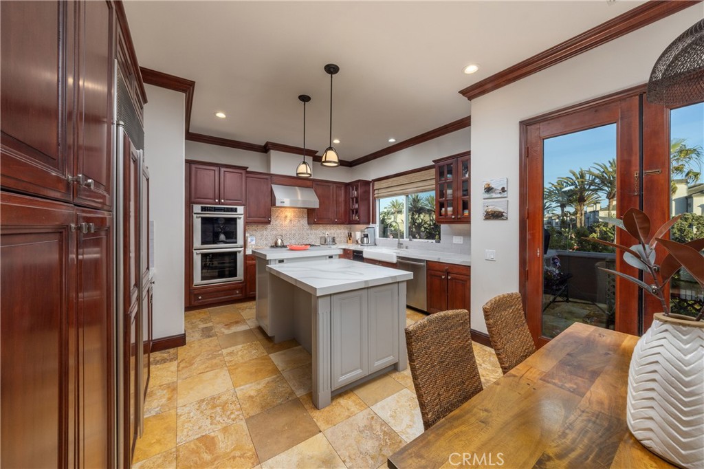 5612 Ocean Vista Property Photo 11