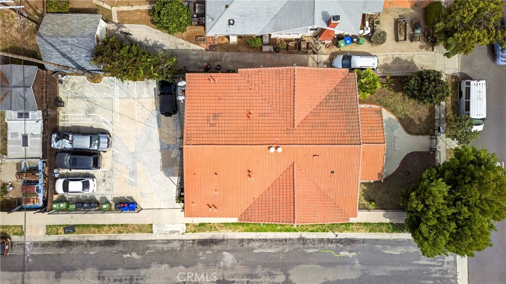 1417 3rd Avenue Property Photo 3