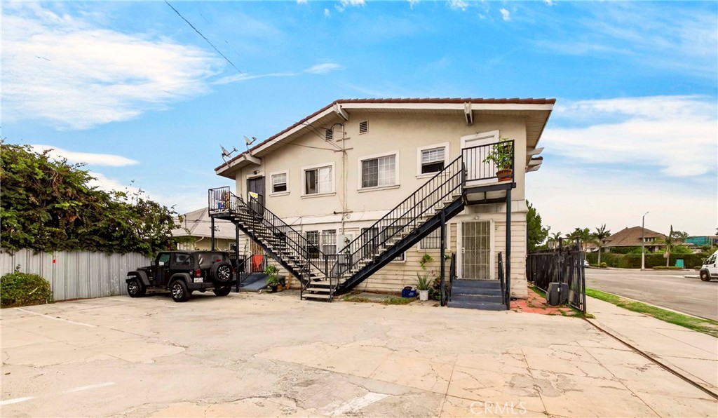 1417 3rd Avenue Property Photo 12