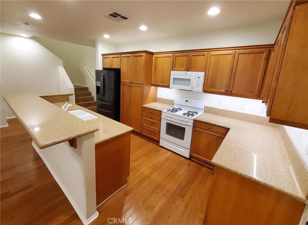 75 Reunion Property Photo 5