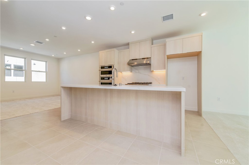 120 Palisades Property Photo 14