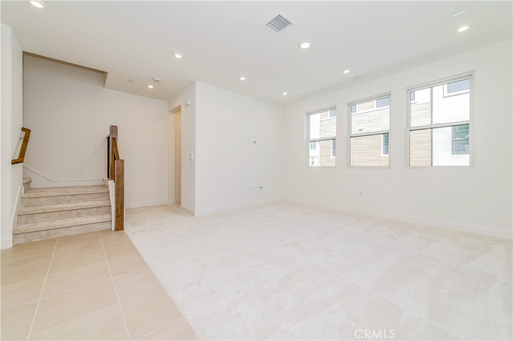 120 Palisades Property Photo 19