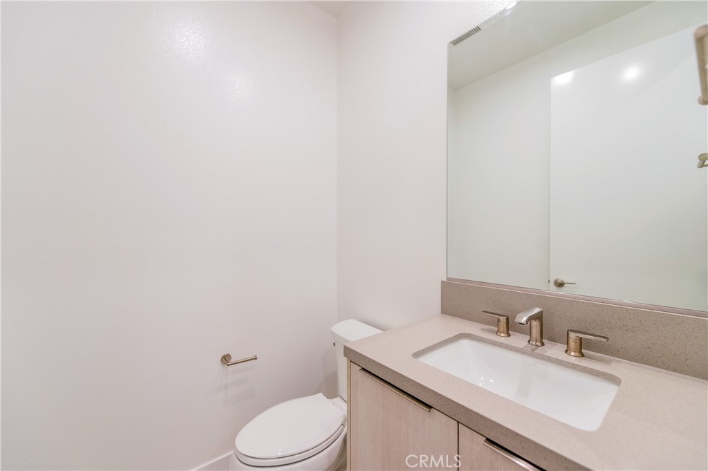 120 Palisades Property Photo 24
