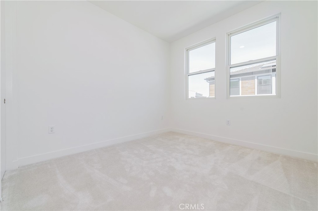 120 Palisades Property Photo 36