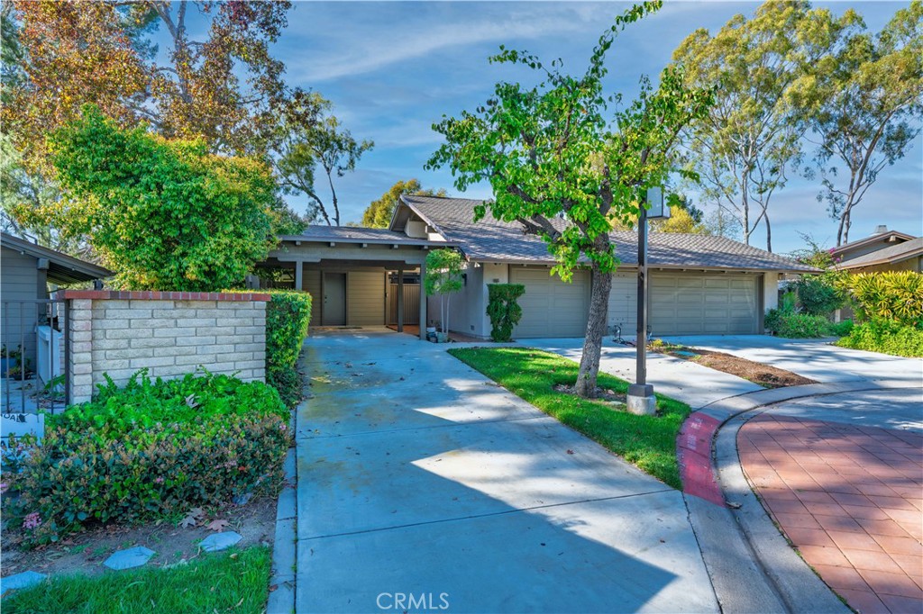 5 Solana Property Photo 3