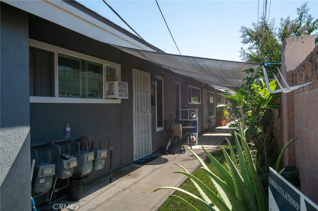 5412 5418 Crescent Avenue Property Photo 5