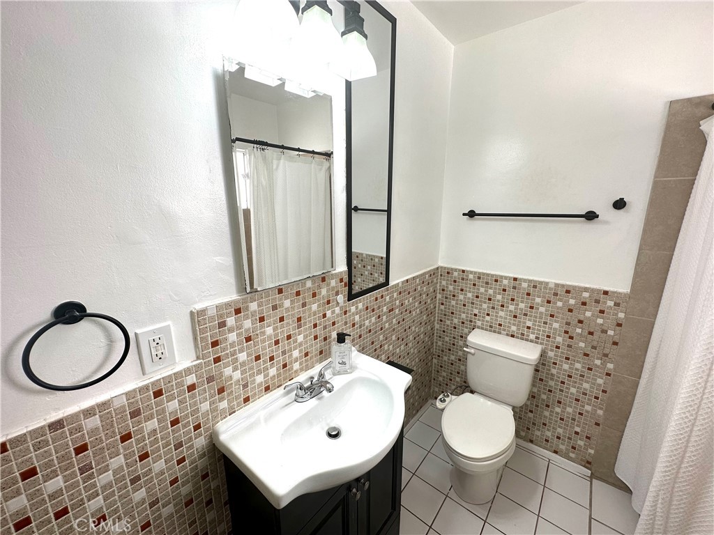 216 Avenida Cabrillo Property Photo 8