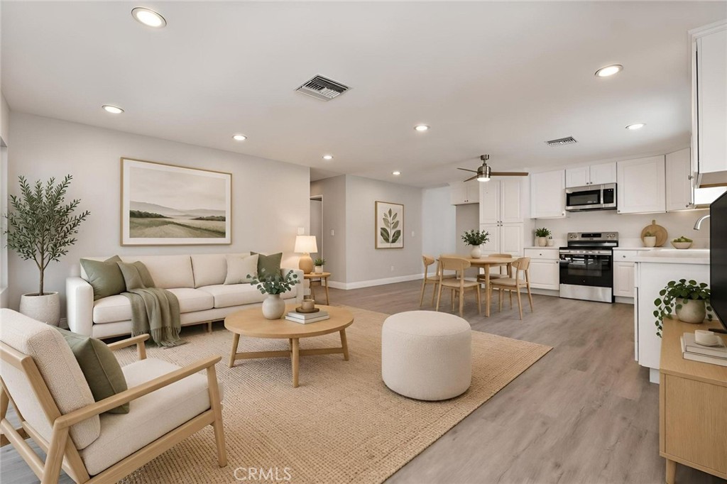 25308 Via Pacifica Property Photo 3