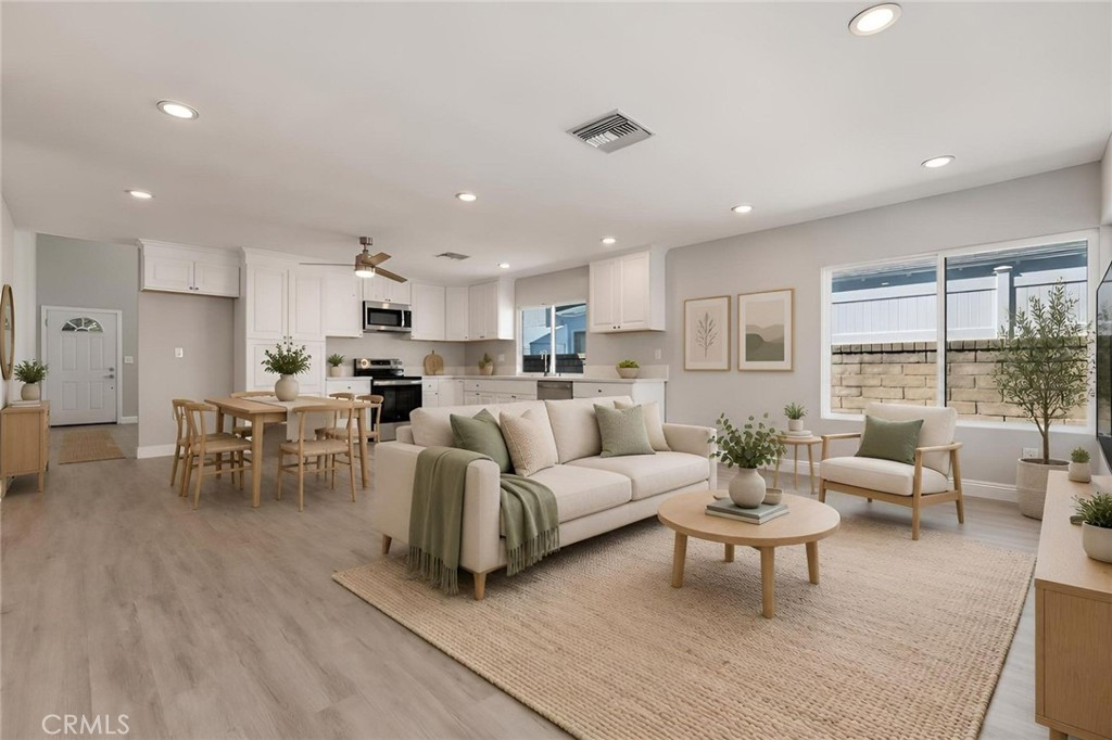 25308 Via Pacifica Property Photo 4