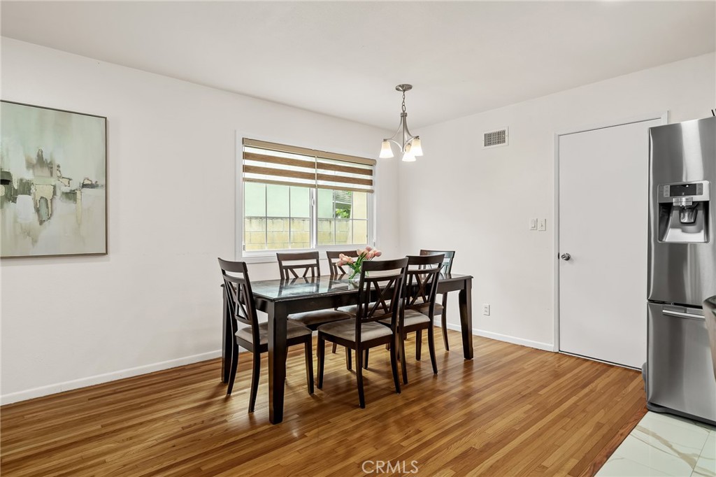 913 S Laurel Property Photo 16
