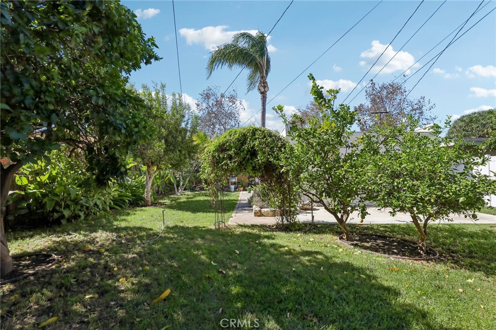 1813 N Baker Property Photo 29