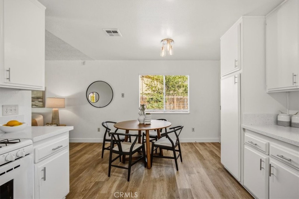 12522 Pascal Ave. Property Photo 11