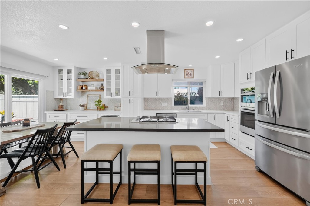 30275 Via Reata Property Photo 9