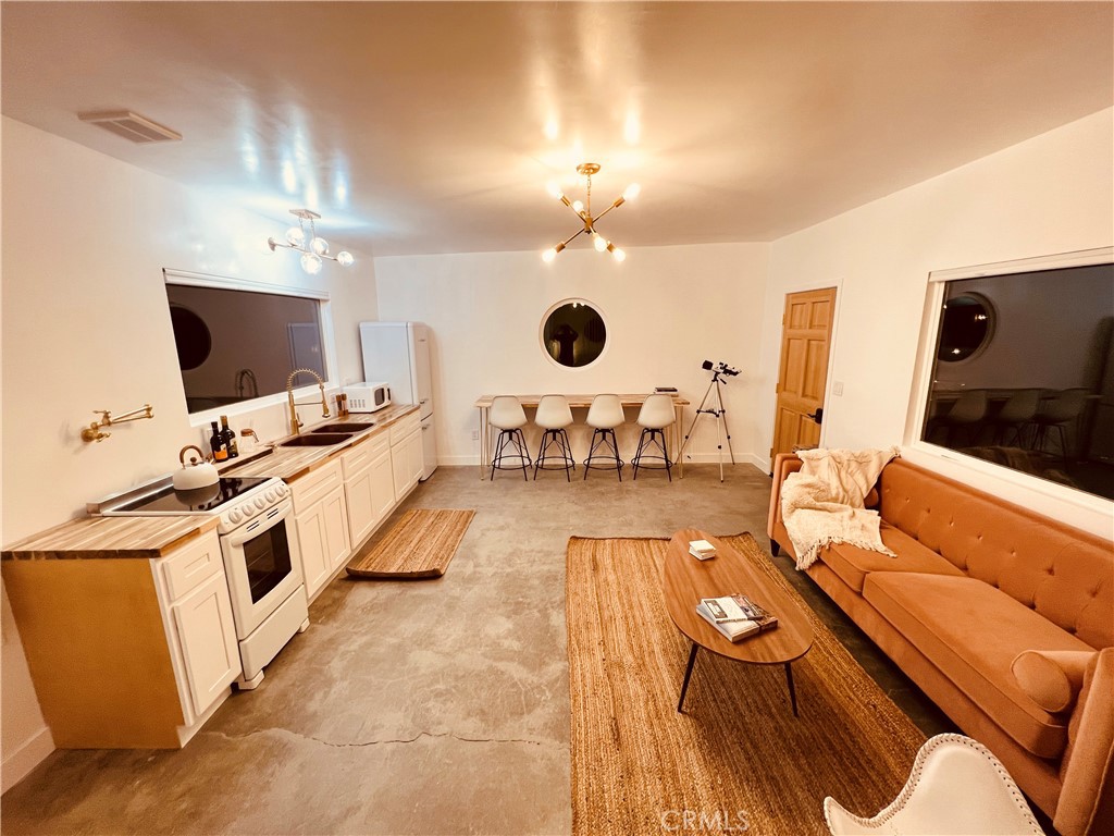 60654 Mitch Lane Property Photo 14