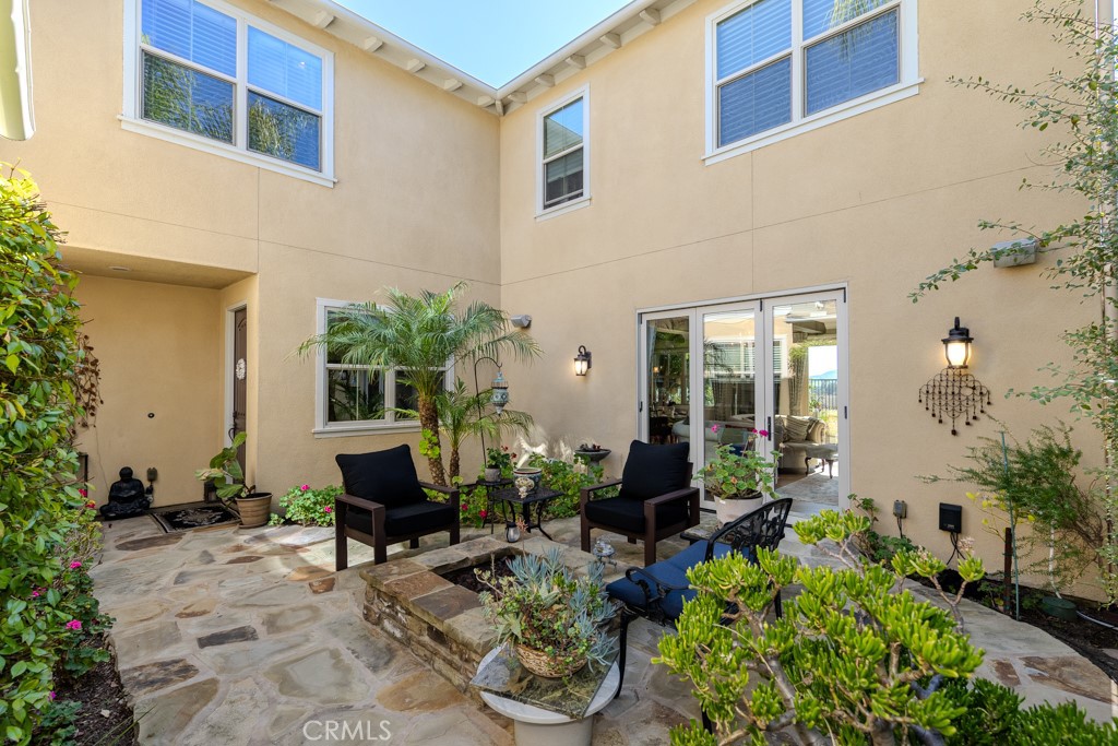 30 Vivido Street Property Photo 7