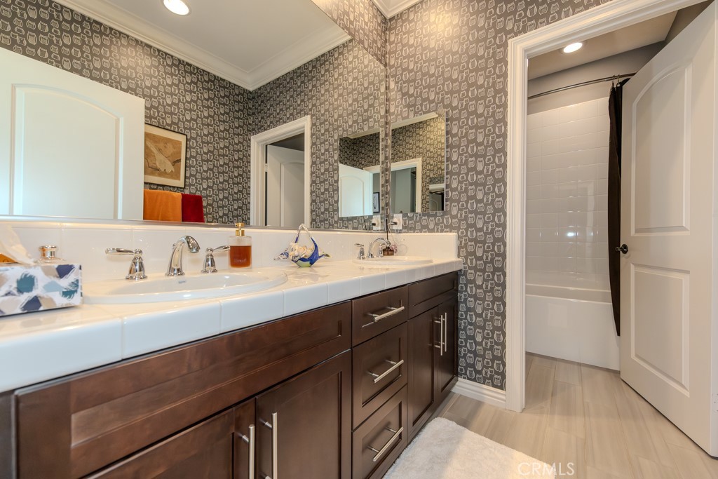 30 Vivido Street Property Photo 41