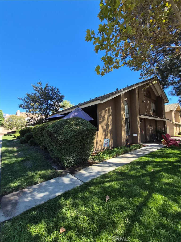 3111 Jaguar Way E Property Photo 2