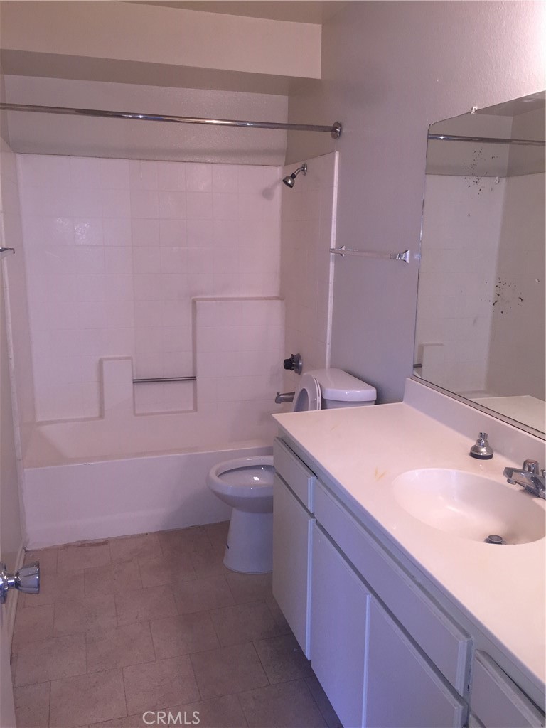 3111 Jaguar Way E Property Photo 13