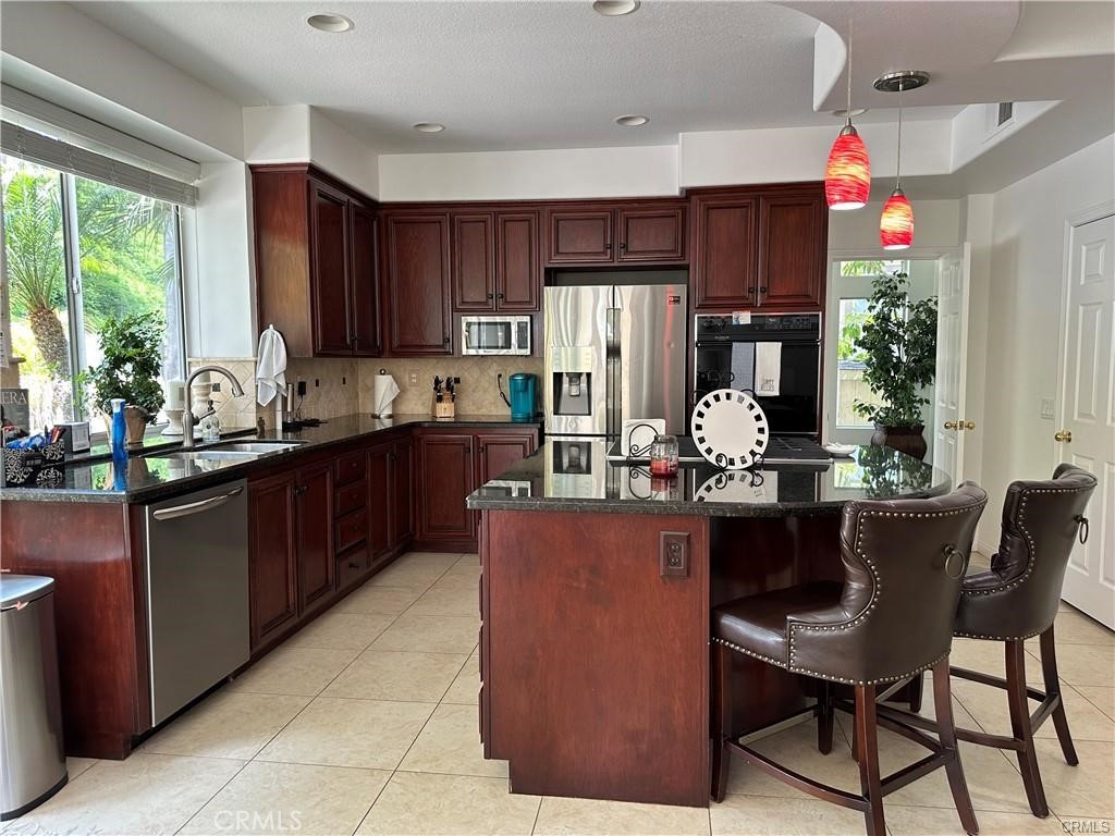 26315 Ibeza Road Property Photo 8
