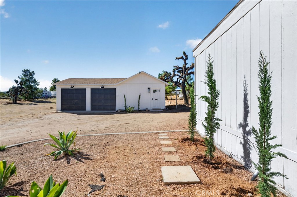 9375 Goss Property Photo 32