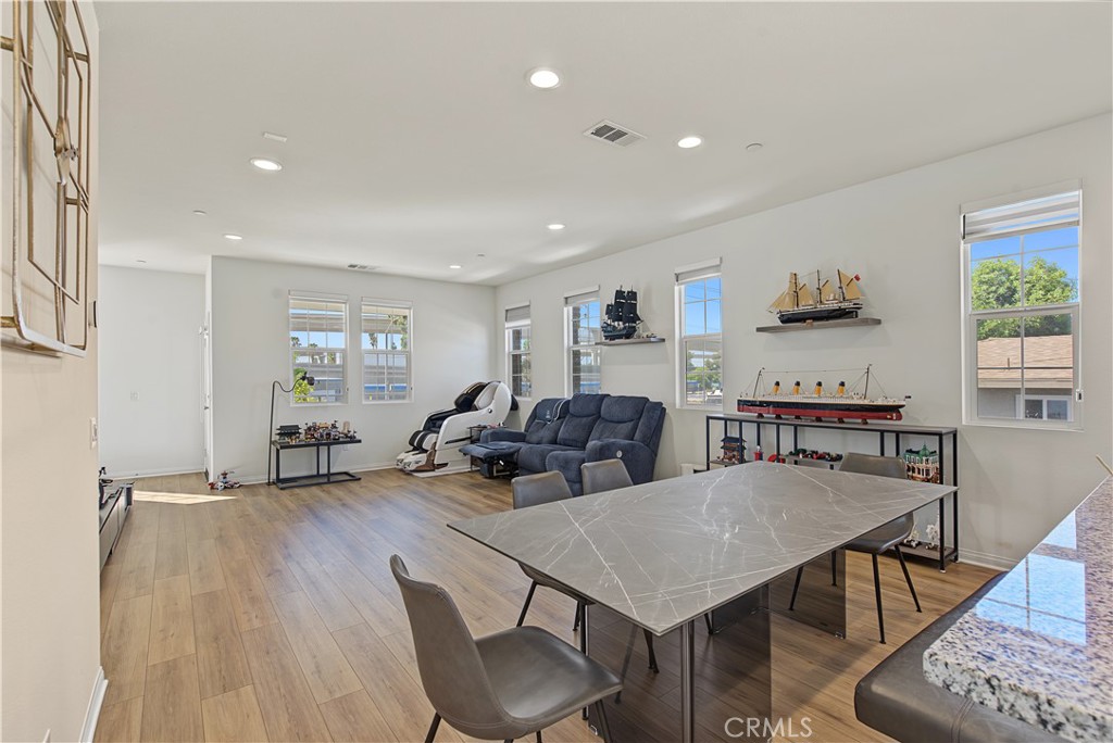 8881 Orangethorpe Property Photo 8