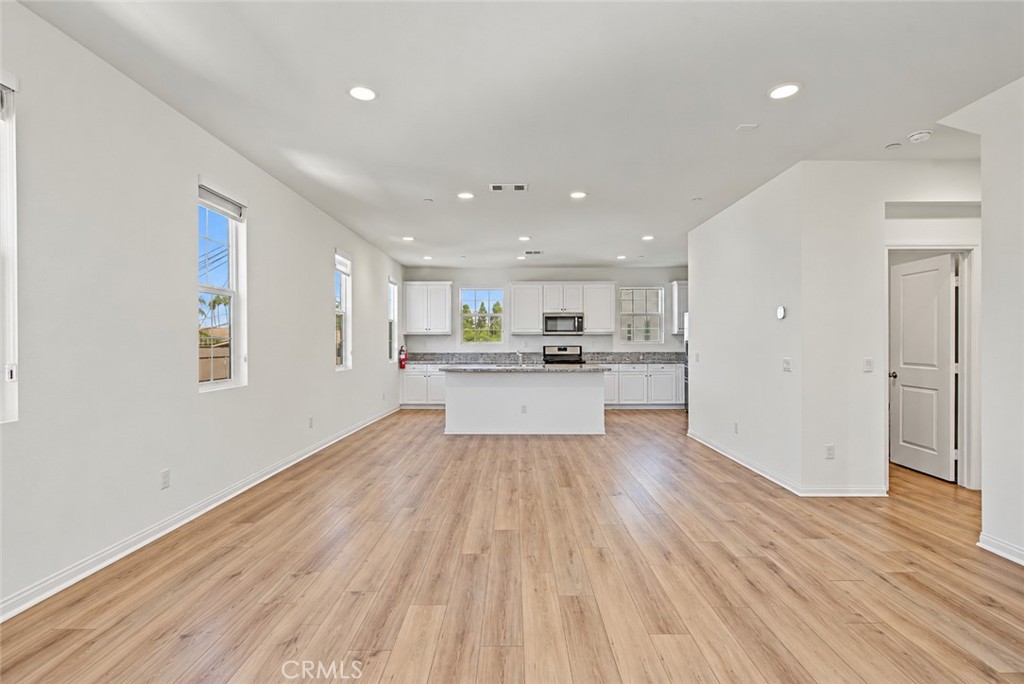 8881 Orangethorpe Property Photo 16