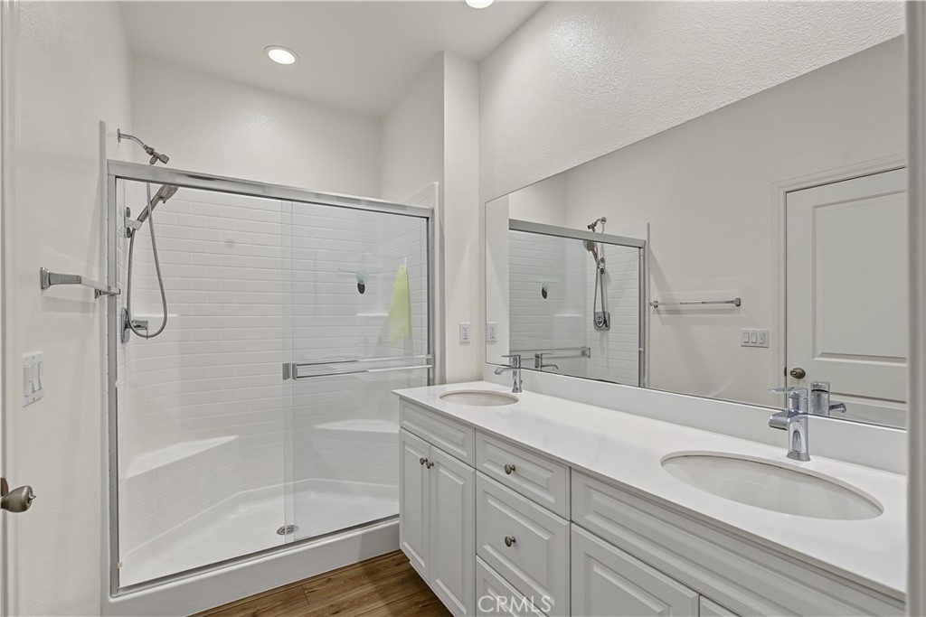 8881 Orangethorpe Property Photo 28